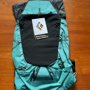 Black Diamond Distance 22 Backpack, Women's Small in Dark Patina